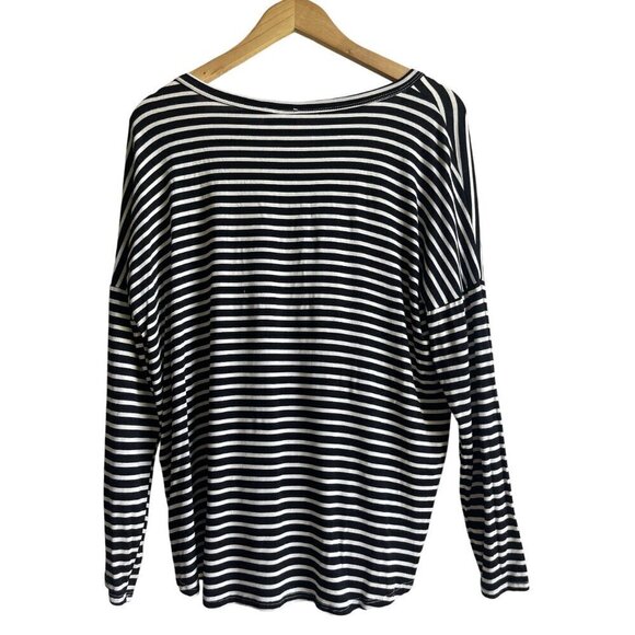 New! Bibi Size Medium Black White Striped V-Neck Top Tie Knot Waist - Picture 4 of 12